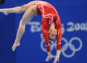 开云棋牌-独行侠的星火，东契奇如何以唯一姿态点燃季后赛之夜