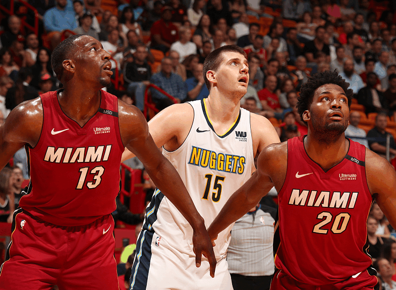 关于热火本赛季目标再次调整，季后赛存疑的信息