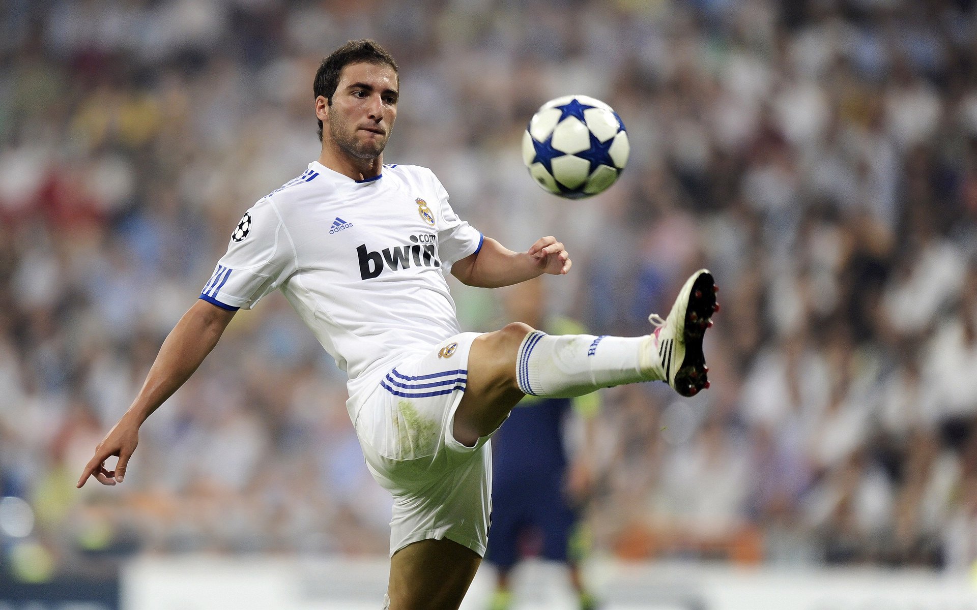 班凯罗之夜，当新星在季后赛的熔炉中淬炼成胜负手