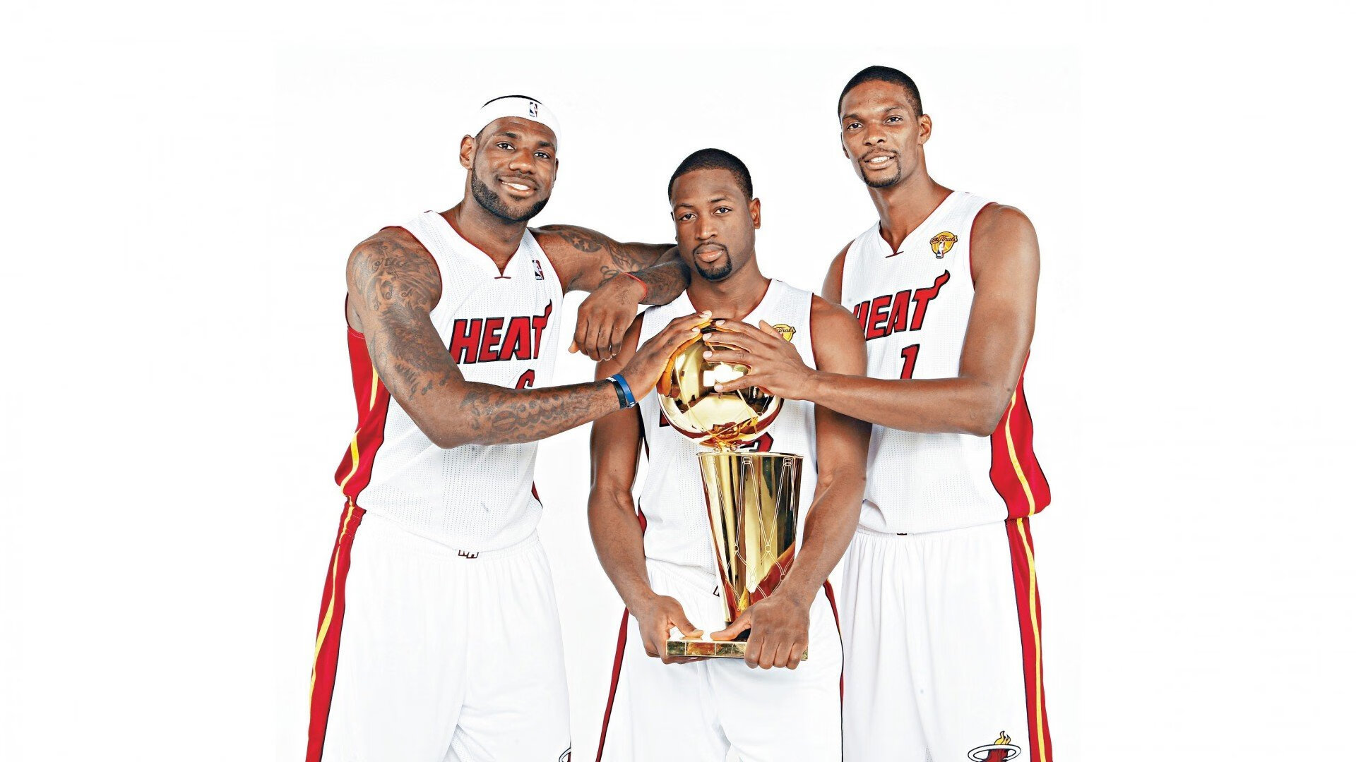 当东方巨龙遇见亚特兰大雄鹰,布克独舞之夜,上海队书写跨洋传奇