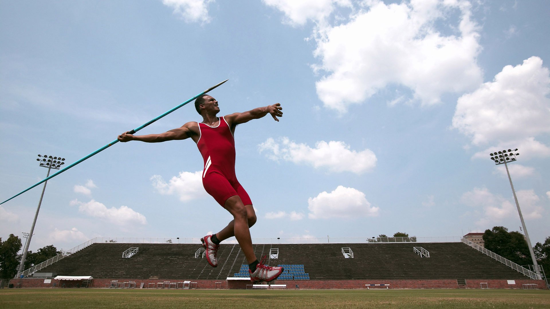 塞维利亚对阵韩国，梅西如何以无形之弦带动全队节奏