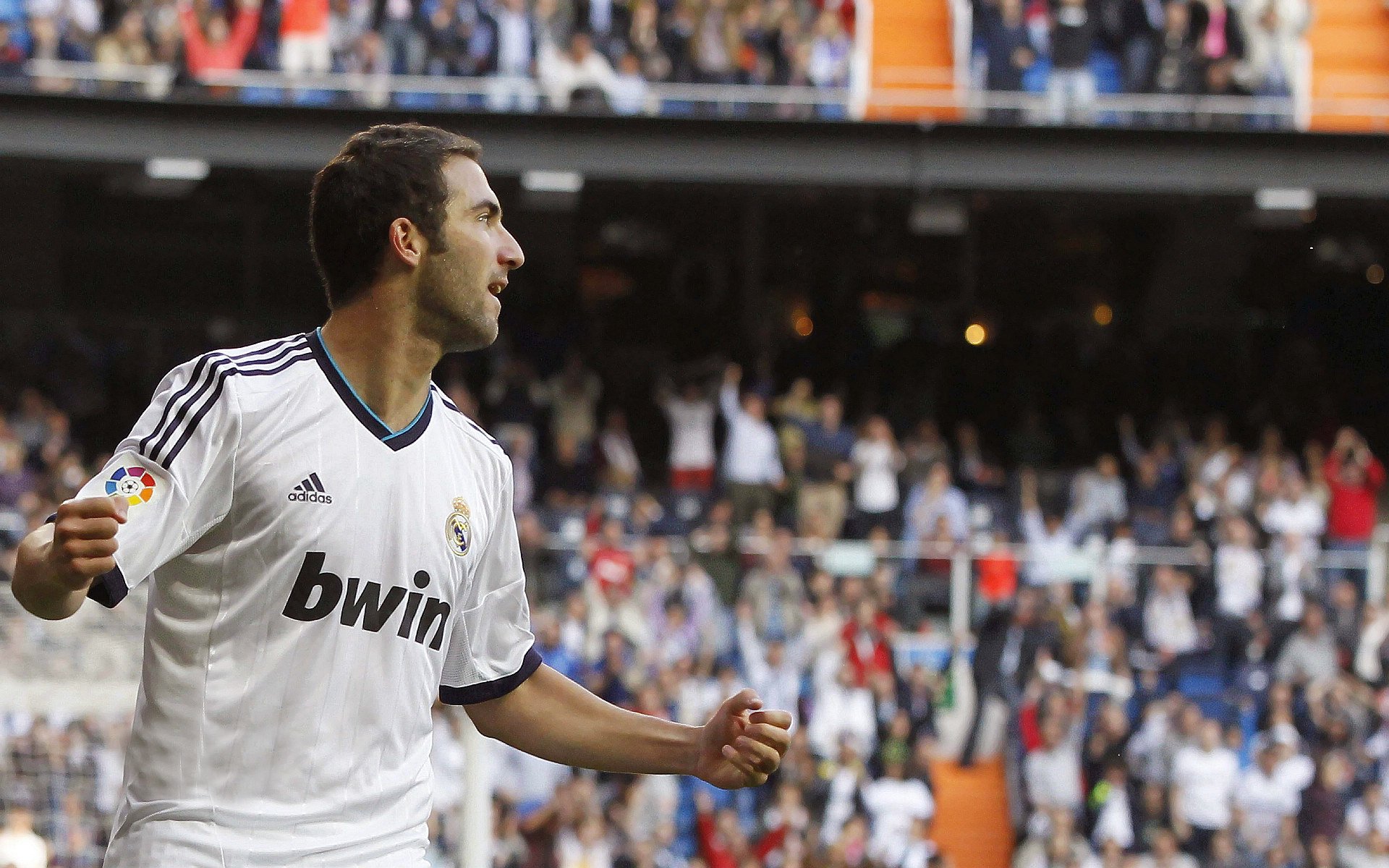 芝加哥的孤星，当德罗赞在季后赛之夜拒绝熄灭