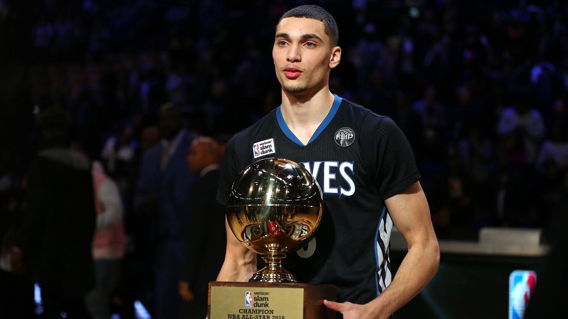 年终总决赛轻取美网，蒂姆扛起全队，一场关于坚韧与重生的胜利叙事